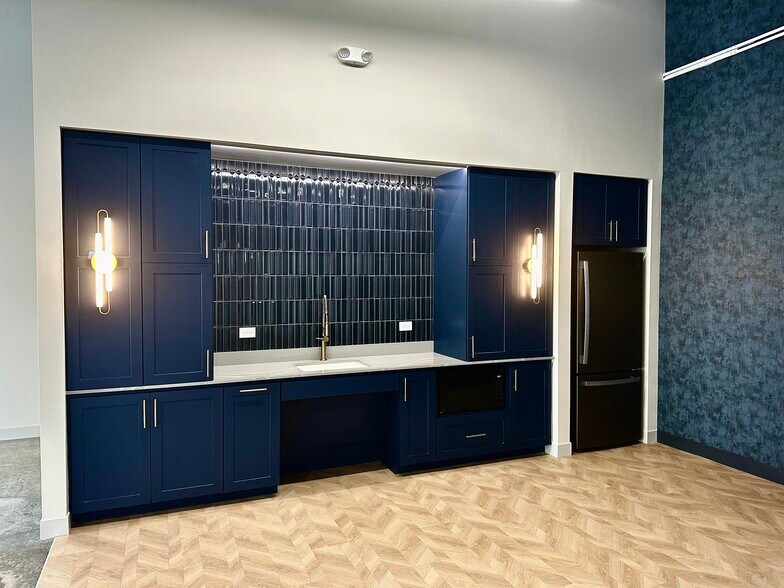 More Photos Of 700 E Campbell Rd, Richardson Office For Lease