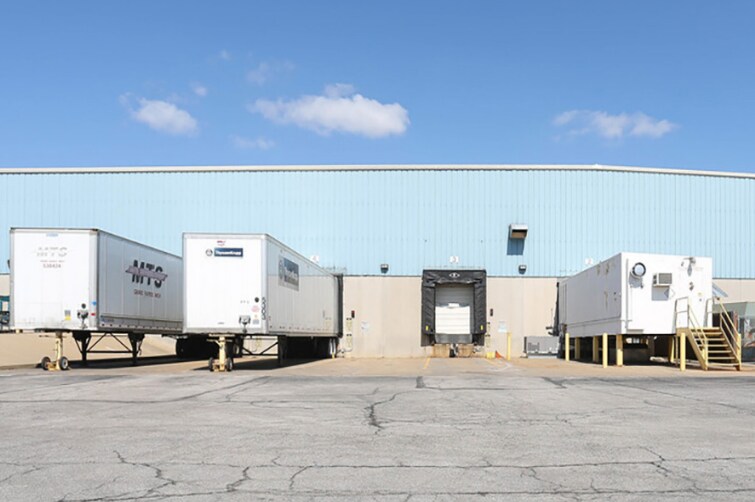 More Photos Of 831 Lone Star Dr, O'Fallon Warehouse For Lease