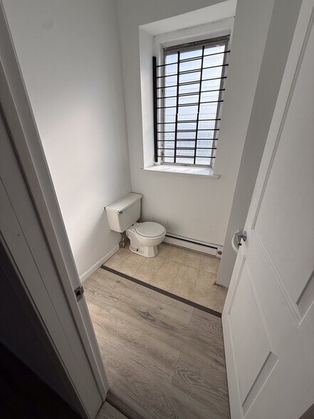 More Photos Of 524 Dekalb St, Norristown Office For Lease