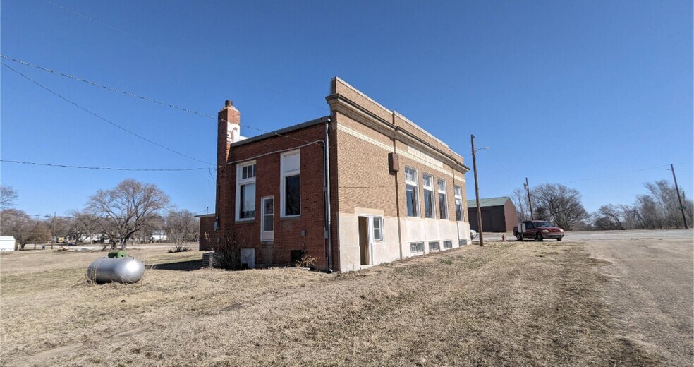 More Photos Of 501 Webster St, Liberty Bank For Sale