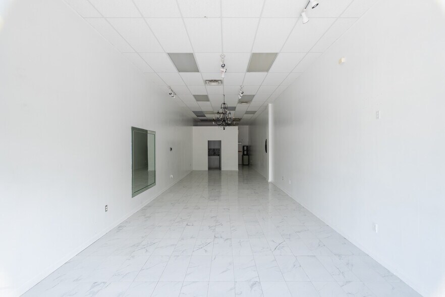 More Photos Of 3353 Dunn Ave, Jacksonville Storefront For Lease