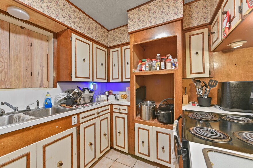 More Photos Of 1804 36th St N, Texas City Multifamily For Sale
