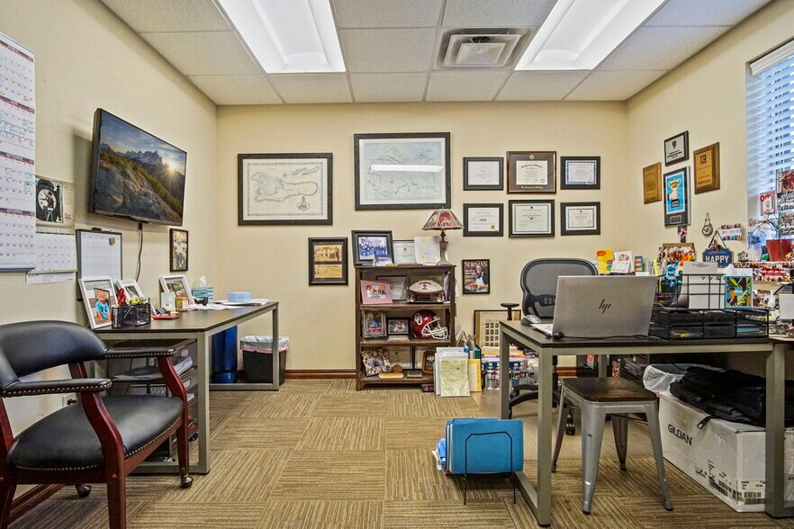 More Photos Of 1006 24th Ave NW, Norman Office For Sale