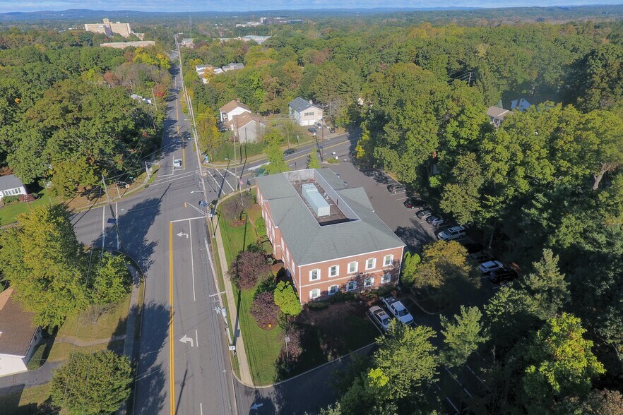 More Photos Of 2 Forest Ave, Oradell Medical For Sale