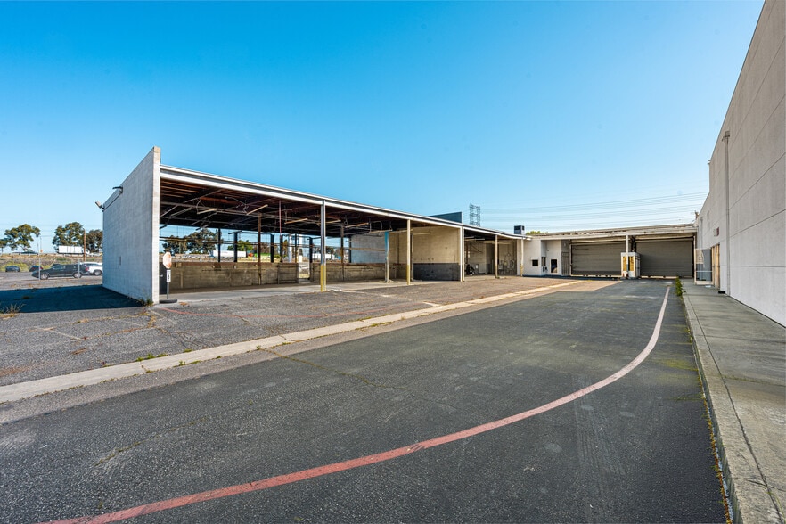 More Photos Of 8559 Artesia Blvd, Bellflower Auto Dealership For Sale