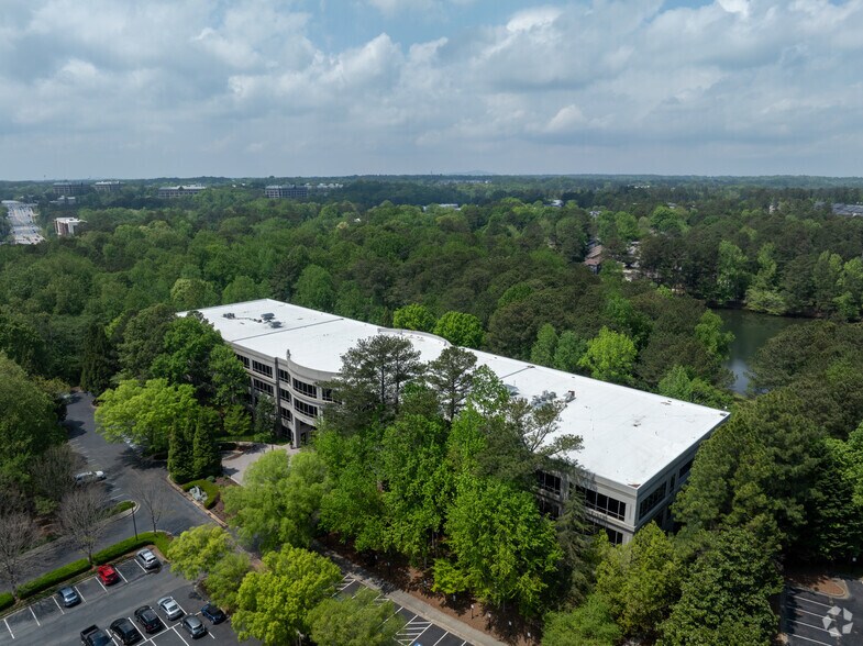More Photos Of 1145 Sanctuary Pky, Alpharetta Office For Lease