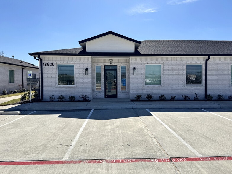 More Photos Of 18920 Kuykendahl Rd, Spring Office For Lease