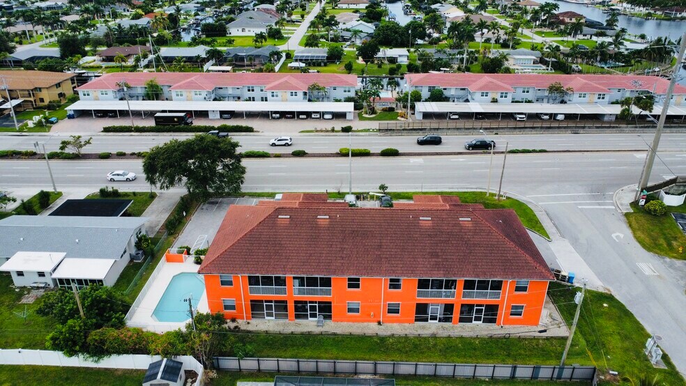 More Photos Of 215 Cape Coral Pky E, Cape Coral Multifamily For Sale