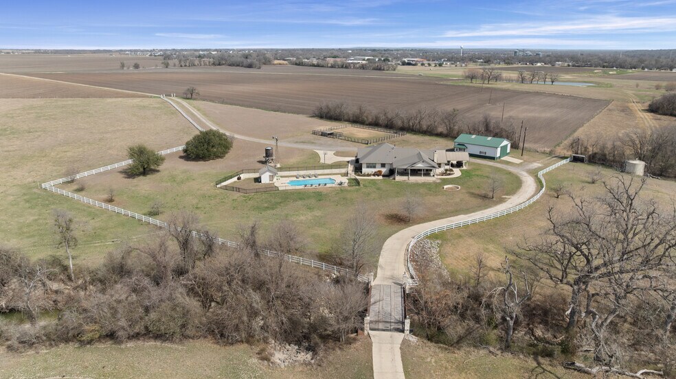 More Photos Of 9424 Hackberry Rd, Holland Land For Sale
