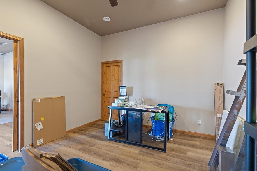 More Photos Of 385 NE Alsea Hwy, Waldport General Retail For Sale