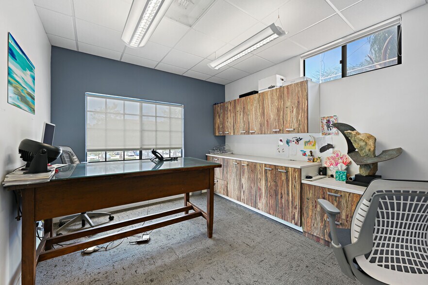 More Photos Of 4151 Taylor St, San Diego Storefront Retail Office For Sale