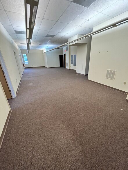 More Photos Of 1104 Van Buren Rd, Easton Medical For Lease