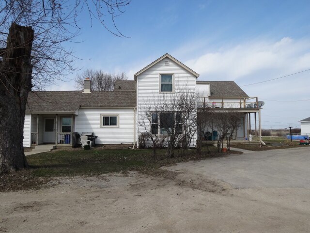 More Photos Of 202 72nd Ave, Kenosha Multifamily For Sale