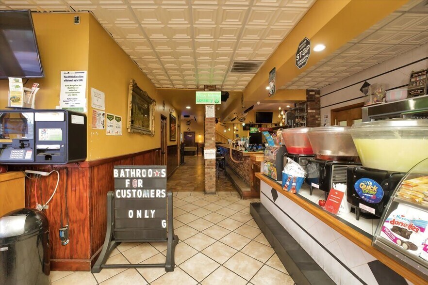 More Photos Of 217-219 Frelinghuysen Ave, Newark General Retail For Sale