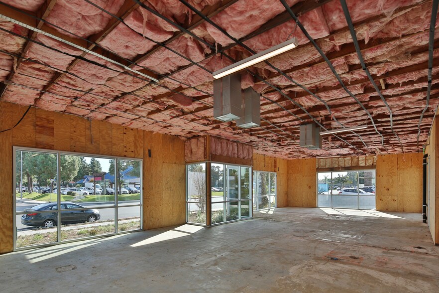 More Photos Of 4301 Birch St, Newport Beach Unknown For Lease