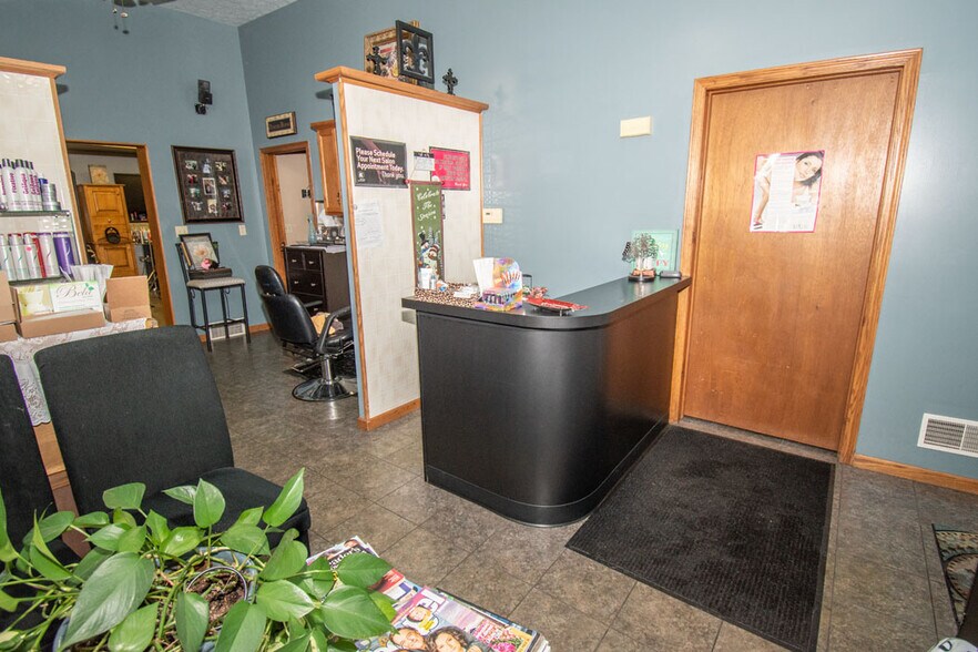 More Photos Of 3861 Main St, Mineral Ridge Office For Sale