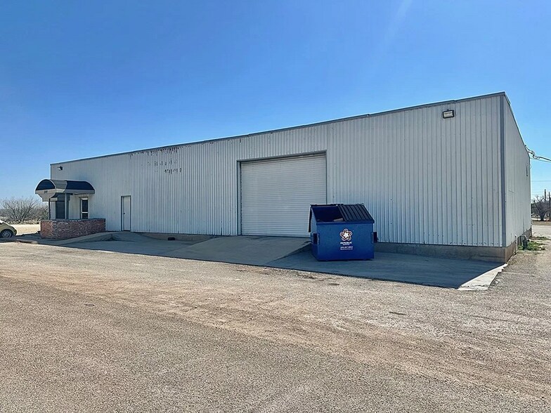 More Photos Of 200 E Florida Ave, Sweetwater Warehouse For Sale