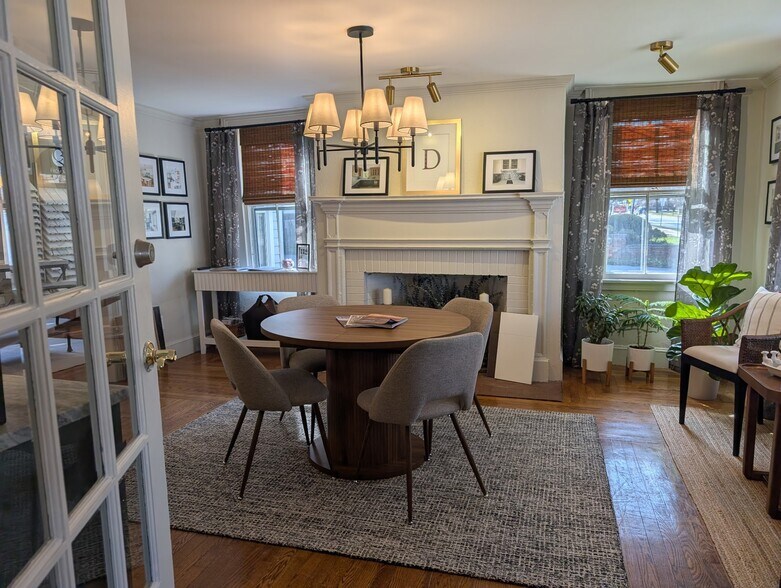 More Photos Of 6 Hilltop Rd, Mendham Freestanding For Lease