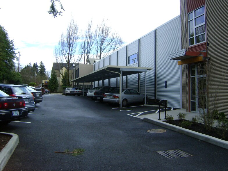 More Photos Of 3829-3843 NE Tillamook St, Portland Office For Lease