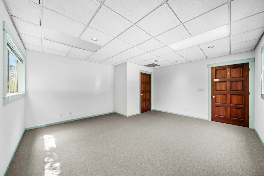 More Photos Of 2120 Huntington Dr, South Pasadena Office Residential For Sale