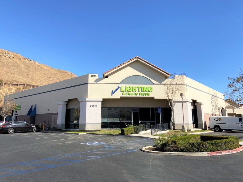 Primary Photo Of 3305-3311 Grande Vista Dr, Newbury Park Warehouse For Lease