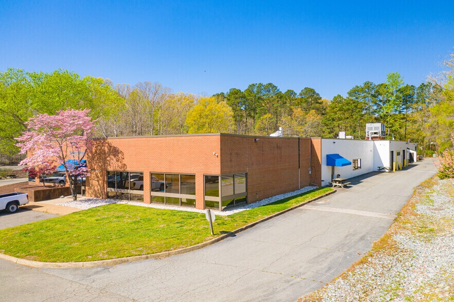 10487 Lakeridge Pky, Ashland, VA 23005 Office For Lease