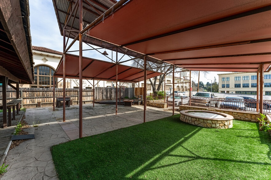 More Photos Of 41915 3rd St, Temecula Restaurant For Sale