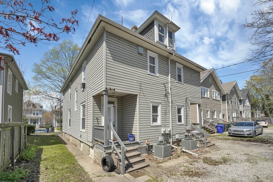 More Photos Of 2406-2408 Indianola Ave, Columbus Apartments For Sale