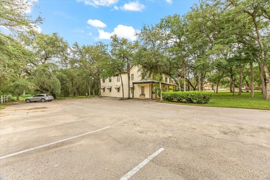 More Photos Of 18965 FM 2252, Garden Ridge Office For Sale