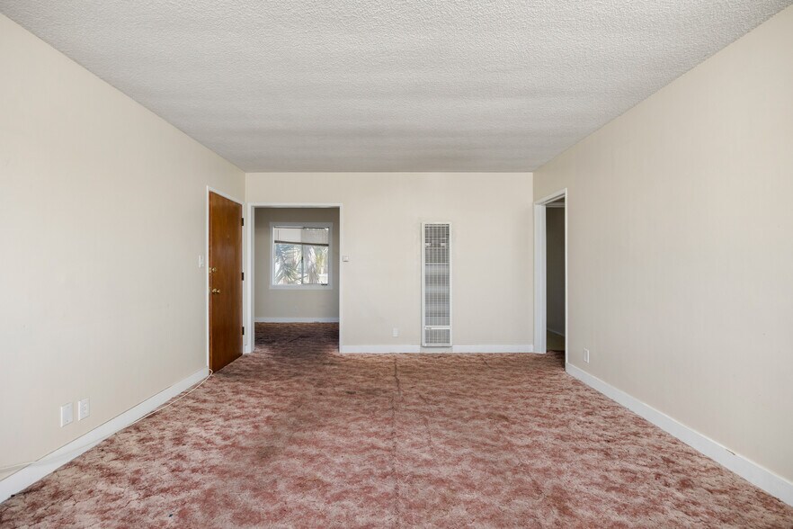 More Photos Of 1902 Flagler Ln, Redondo Beach Apartments For Sale