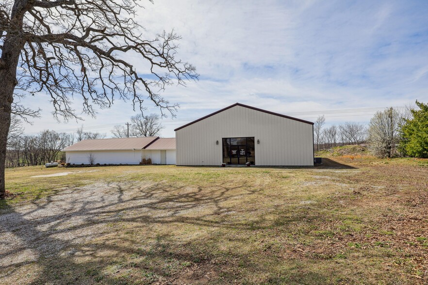 More Photos Of 13651 S 690 Rd, Wyandotte Specialty For Sale