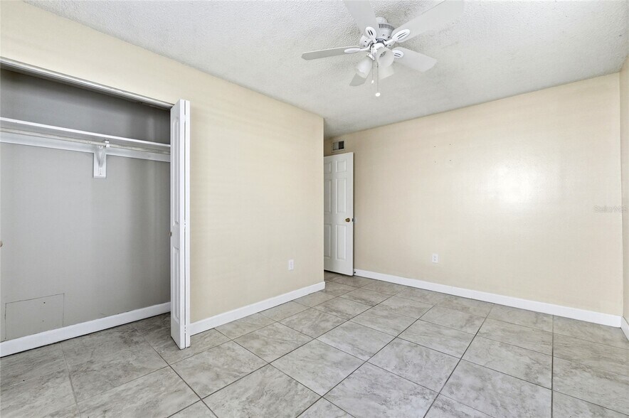More Photos Of 2300 W Cannon Ter NW, Winter Haven Apartments For Sale
