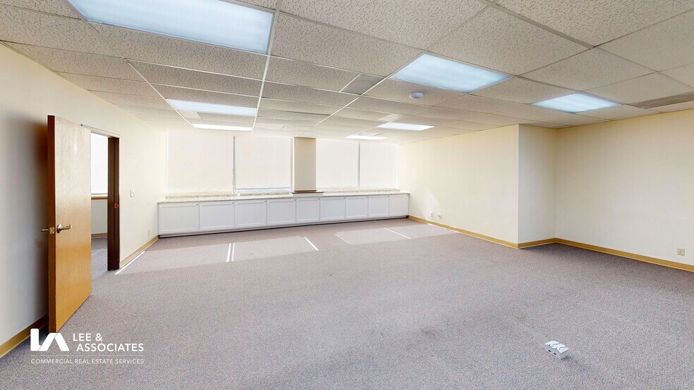 More Photos Of 411 N Harbor Blvd, San Pedro Office For Lease