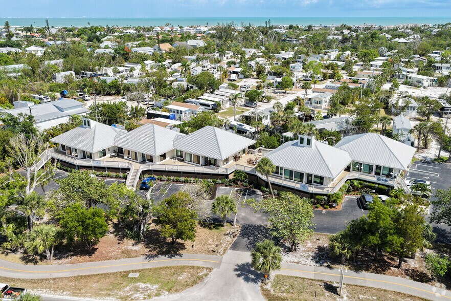 More Photos Of 1101 Periwinkle Way, Sanibel Coworking Space