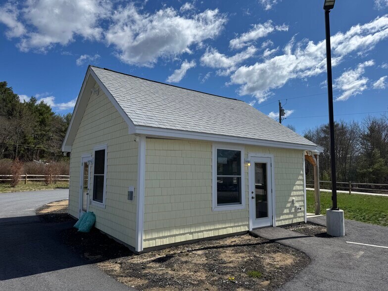 More Photos Of 36 Windymere Dr, Epsom General Retail For Lease