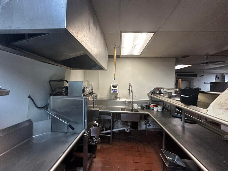 More Photos Of 1610 Richmond St, Mount Vernon Restaurant For Sale