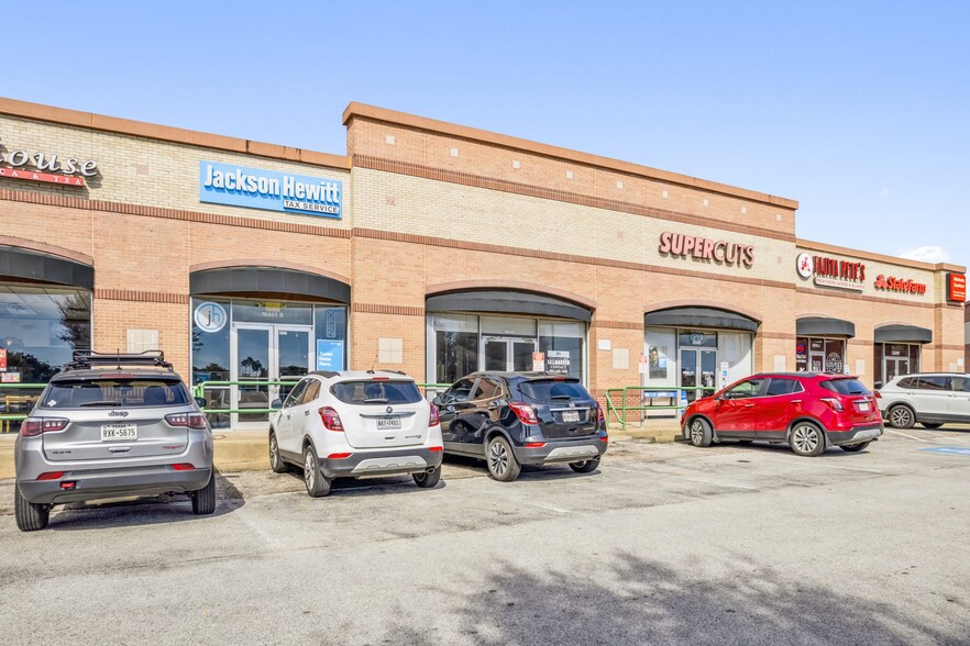 More Photos Of 16811 El Camino Real, Houston Unknown For Lease