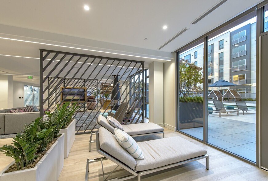 More Photos Of 190 Pleasant St, Malden Apartments For Lease