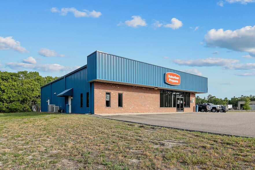 More Photos Of , Hope Mills General Retail For Sale