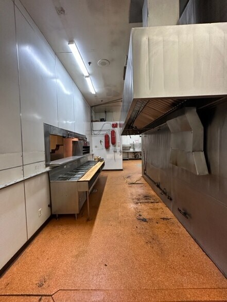 More Photos Of 540 W Main St, Barstow Restaurant For Sale