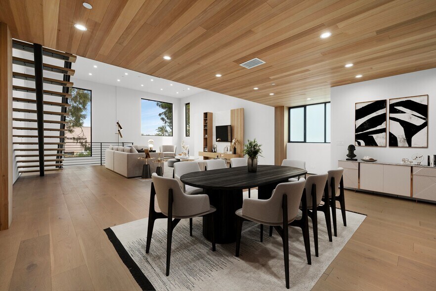 More Photos Of 609 Broadway St, Venice Apartments For Sale