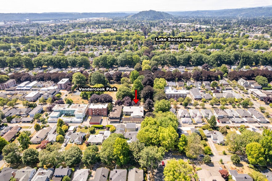 More Photos Of 1951 Louisiana St, Longview Apartments For Sale