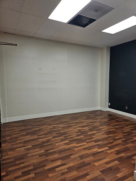 More Photos Of 315 2nd St, Woodland Loft Creative Space For Lease