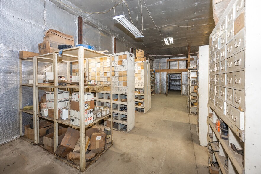 More Photos Of 9001 S County Road 700 W, Daleville Cement Gravel Plant For Sale