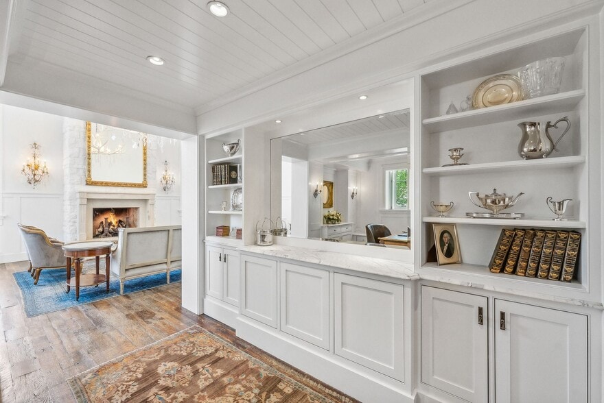More Photos Of 543 Park Ave, Park City Hotel For Sale