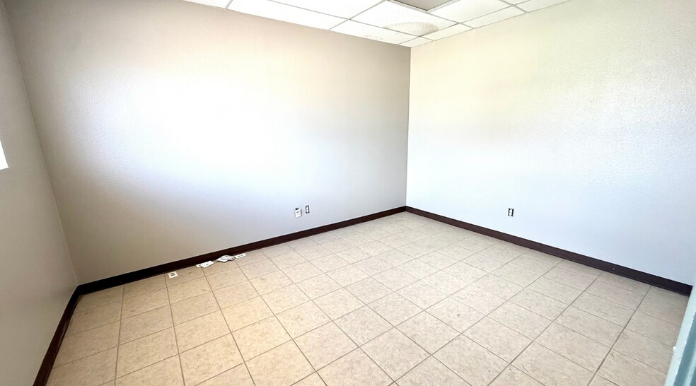 More Photos Of 12920 State Highway 191, Midland Warehouse For Lease