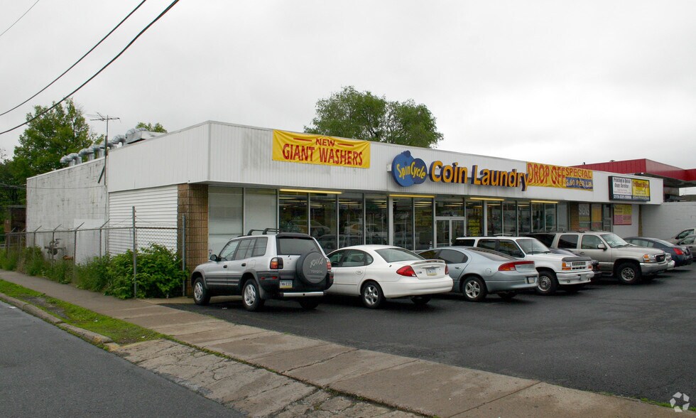 More Photos Of 8799 Frankford Ave, Philadelphia Freestanding For Lease