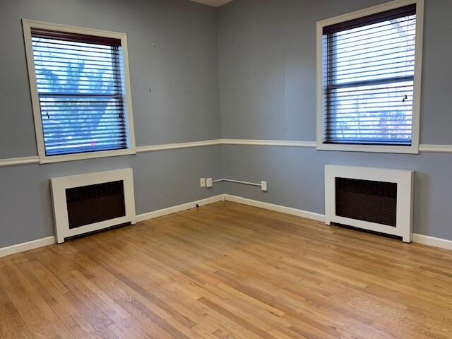 More Photos Of 12 Bank Ave, Smithtown Office For Lease