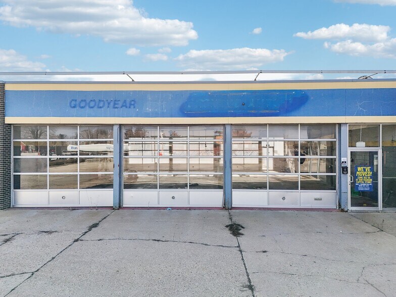 More Photos Of 3773 E Washington Ave, Madison Auto Repair For Lease