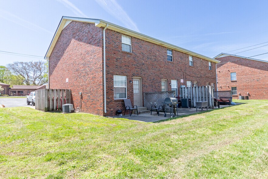 More Photos Of 291 Dunbar Cave Rd, Clarksville Multifamily For Sale